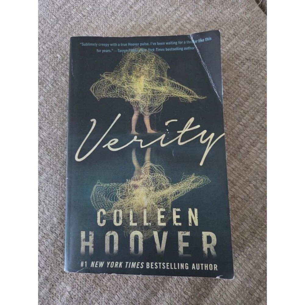 Verity by Colleen Hoover